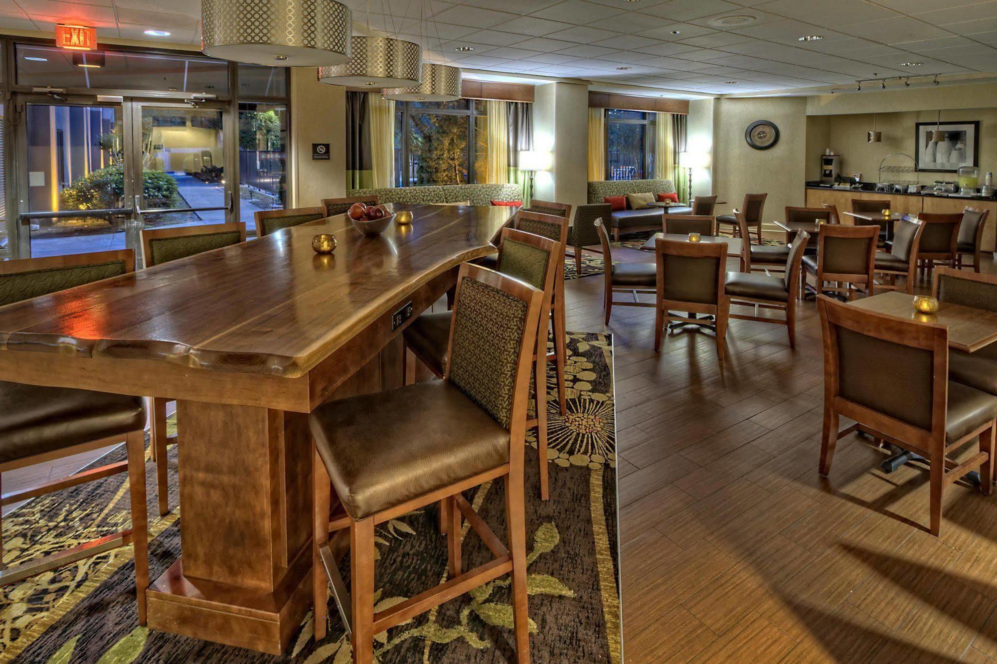 Hampton Inn Williamsburg Dış mekan fotoğraf